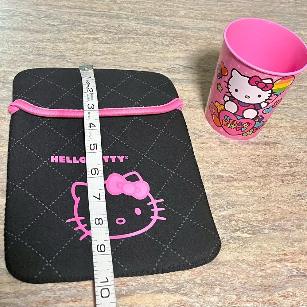 Hello Kitty tablet sleeve with Hello Kitty cup